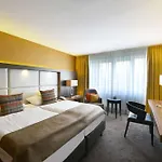 Western Delta Park Hotel 4*
