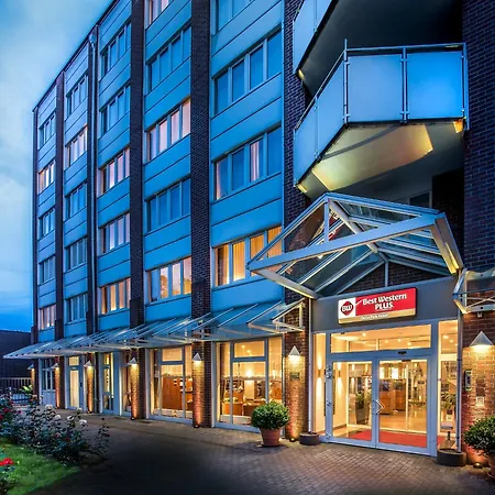 Western Delta Park Hotel 4*