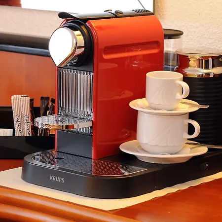 Western Delta Park Hotel