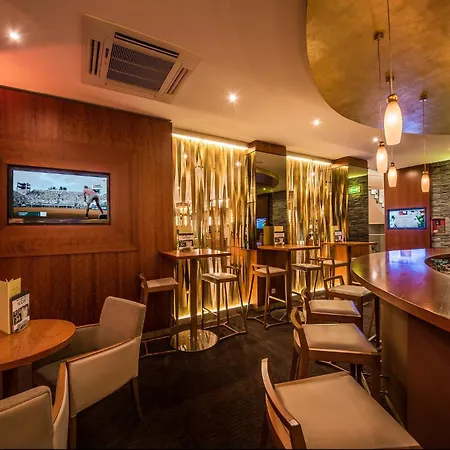 Hotel Western Delta Park 4*