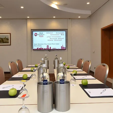 Western Delta Park 4*