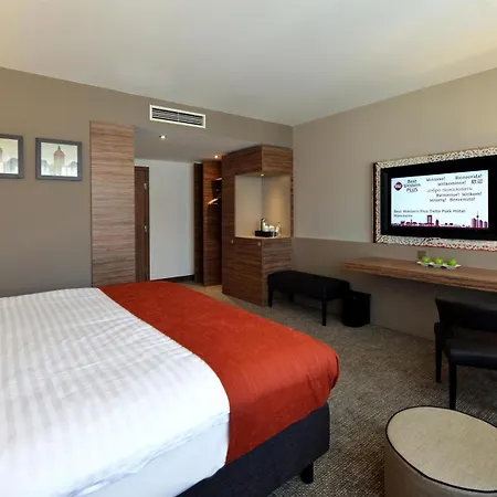 Ξενοδοχείο Western Delta Park 4*