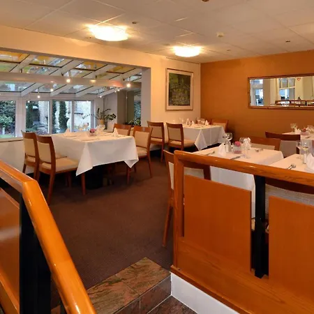 Western Delta Park 4*
