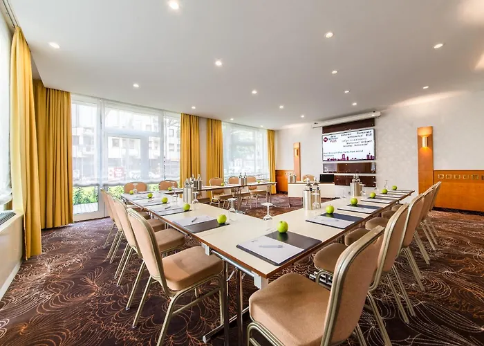 Western Delta Park 4* מאנהיים